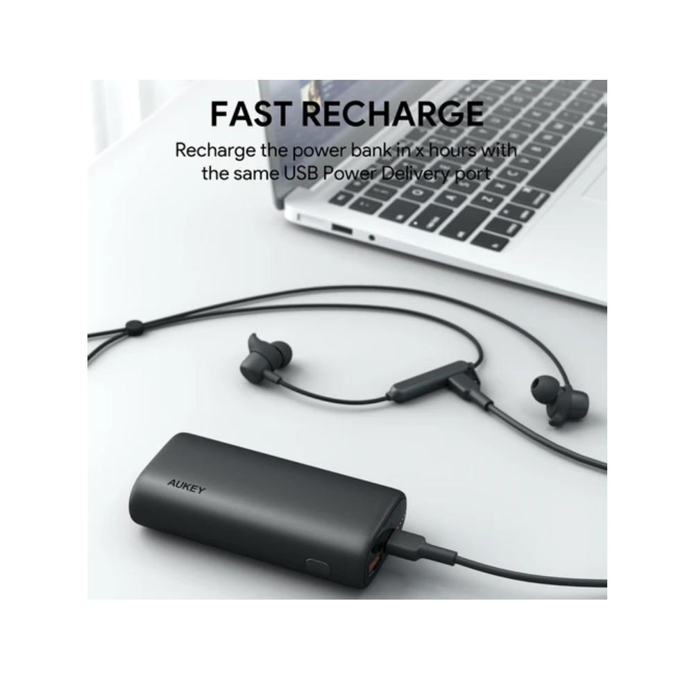 Aukey Powerbank 10000mAh wIth 20W Power Delivery Black