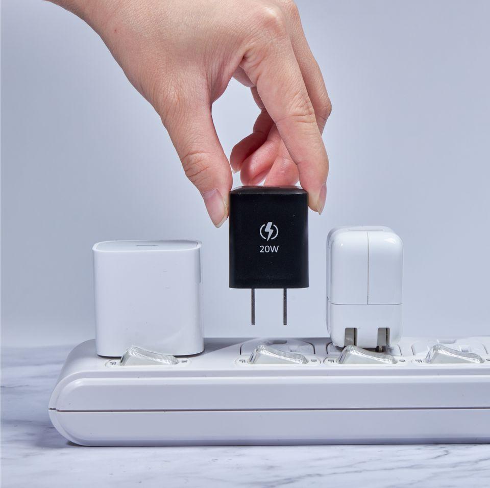 USB-C PD30W ADAM ELEMENT OMNIA X3 ...