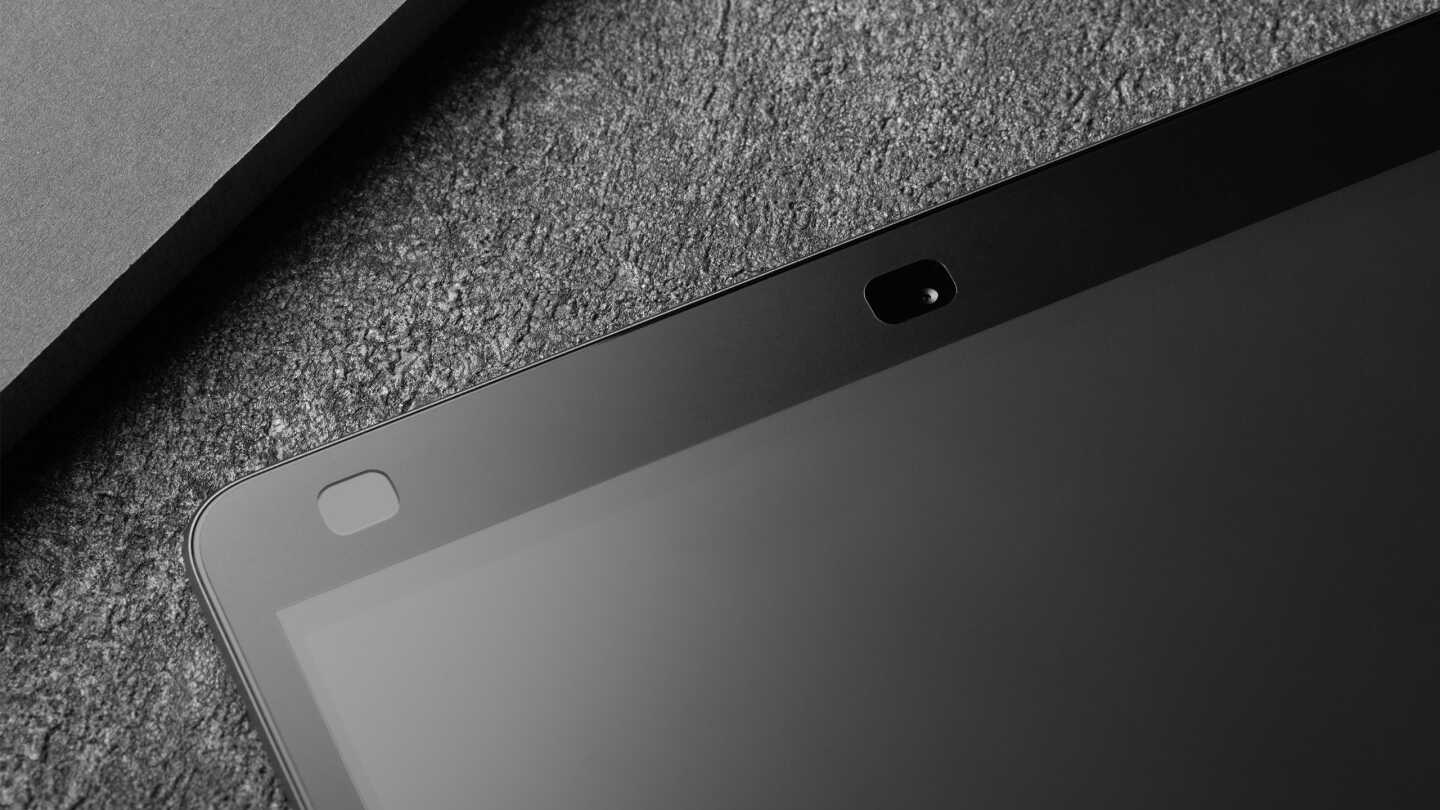 Moshi iVisor AG Anti-glare Screen Protector Black (Clear/Matte) for iPad (10.2-inch, 9th/8th/7th gen)/iPad (10.5-inch)
