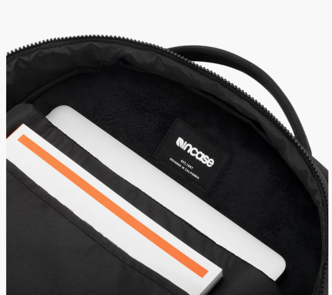 Incase Campus Compact Backpack MacBookPro 16" Carbon